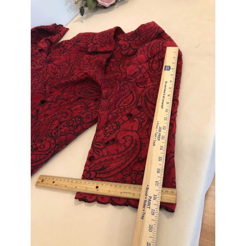 Trenz by Theresa Renz Embroidered Jacket Women's Size 1X Red Cut-Out Elegant - Picture 6 of 6